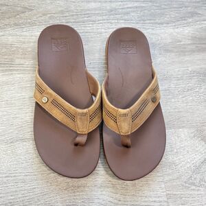 Reef Mens Cushion Lux Toffee as size 10